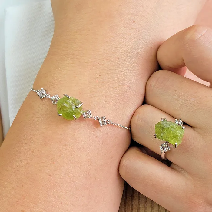 Raw Peridot Bracelet and Ring Set Uniquelan Jewelry Bracelets