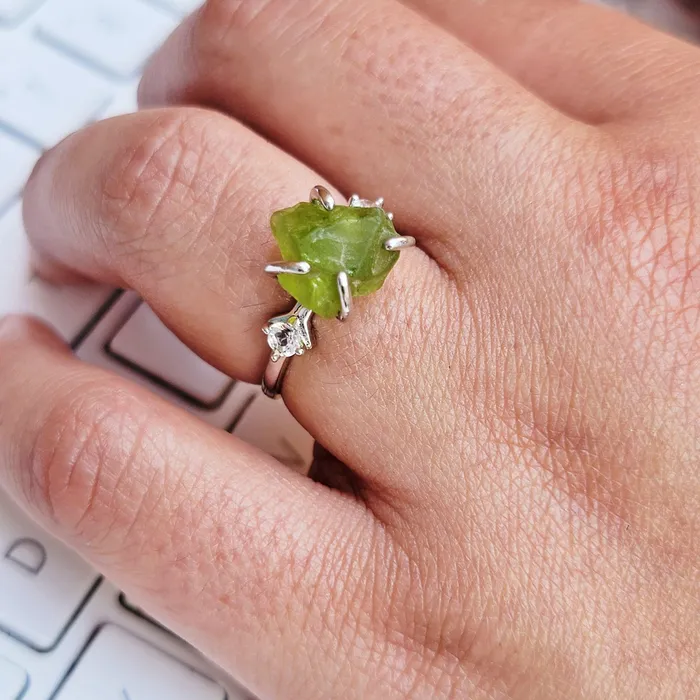 Raw Peridot Bracelet and Ring Set Uniquelan Jewelry Bracelets