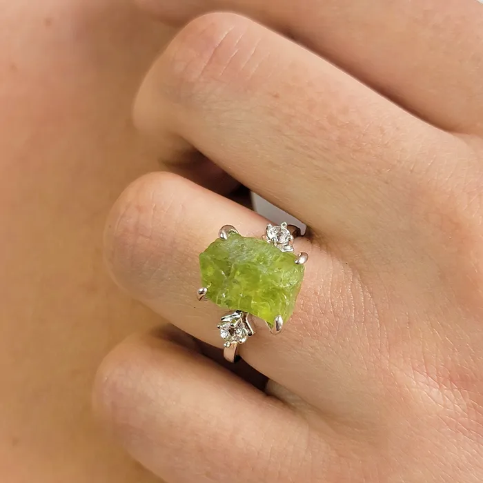 Raw Peridot Bracelet and Ring Set Uniquelan Jewelry Bracelets