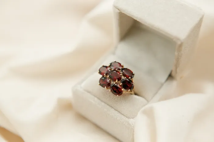 Rings CIVAL Collective 10k Garnet Flower ring Sz 8