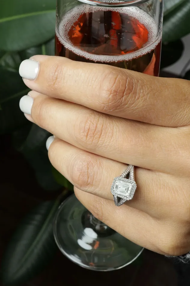 Rings Crown Jewels Coin 181 ctw GIA Certified Emerald Cut Diamond Engagement Ring
