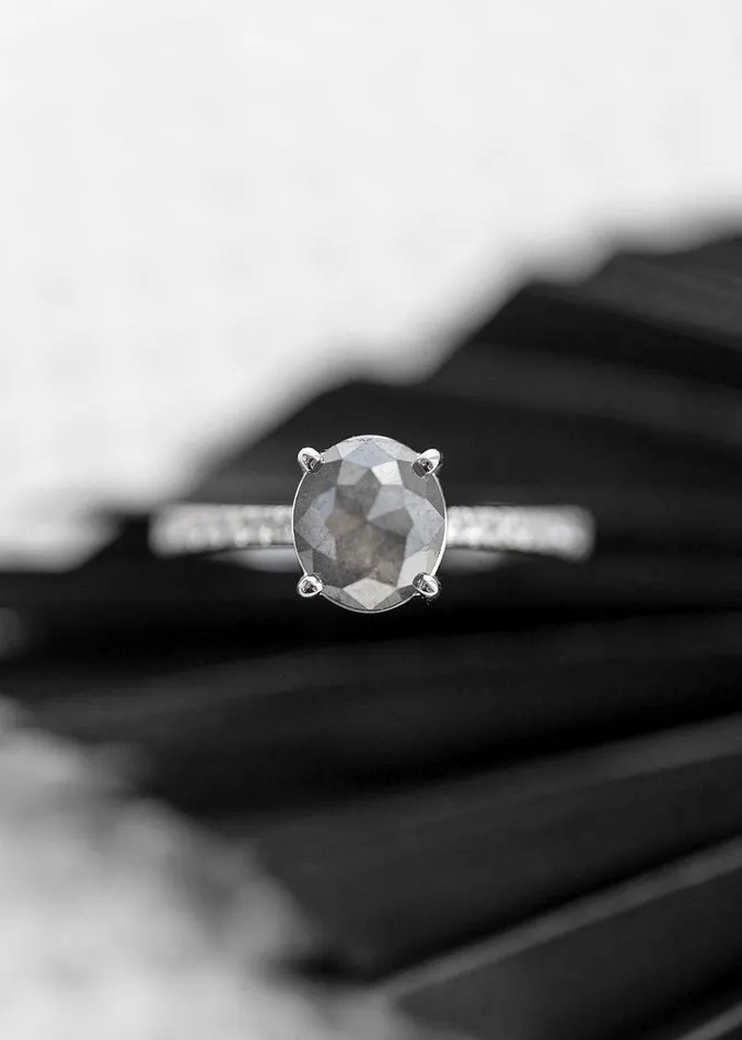 Rings Venvs New Theme The Aurora Ring 140ct Oval Grey Diamond White Gold
