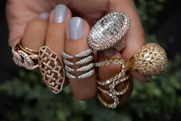 Rose Gold Fancy Lace Style Diamond Ring Crown Jewels Coin Rings