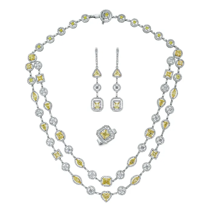 Summer Yellow White Diamond Necklace 1654 ct Diamonds in Gold Beauvince Necklaces