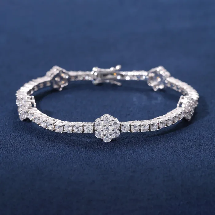 The Icetruck Bracelets Moissanite Iced Flower Tennis Bracelet in 925 Silver The Icetruck Bracelets Moissanite Iced Flower Tennis Bracelet in 925 Silver