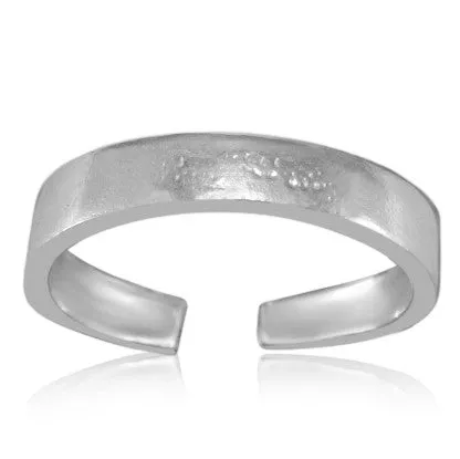 TR2630 Plain Flat Cigar Sm Toe Ring Teeda Rings