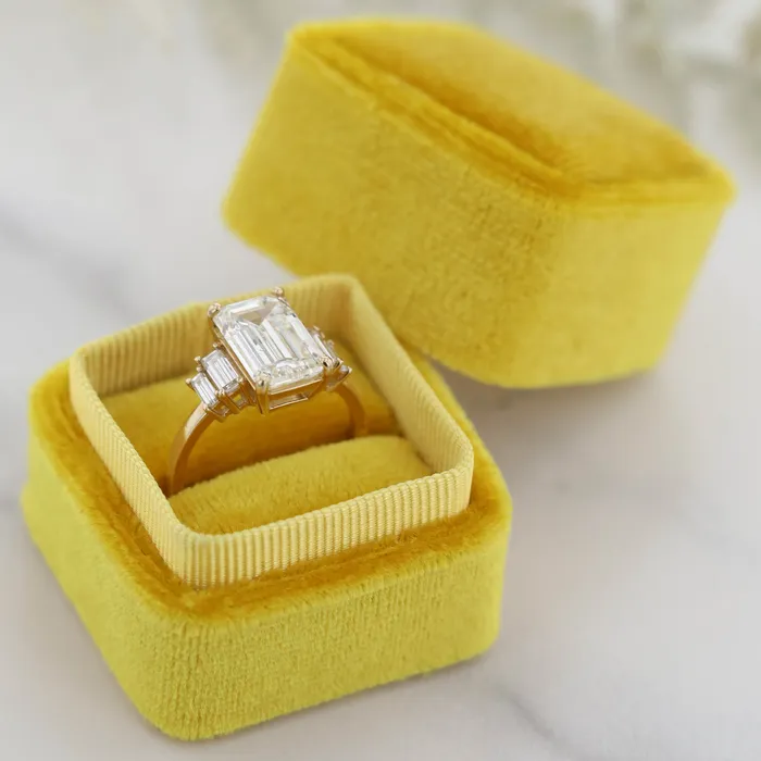 VENVS Rings The Lyra 14k White Size 75 Stone MOS134 Yellow Ring Box Custom Engraving 0 VENVS Rings The Lyra 14k White Size 75 Stone MOS134 Yellow Ring Box Custom Engraving 0